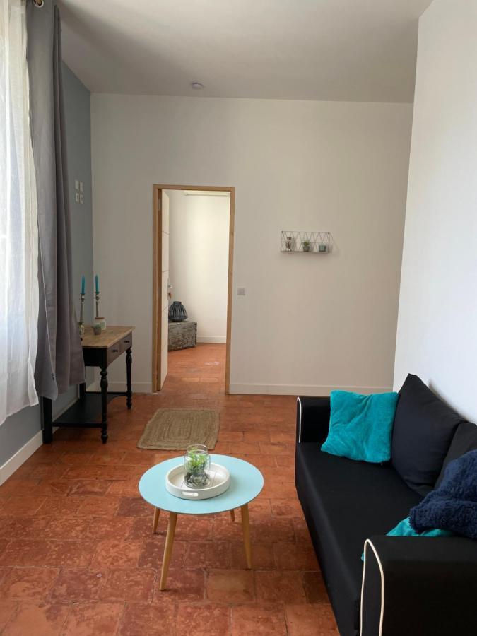 Mas De La Forge Noguier Bed & Breakfast Vergeze Ngoại thất bức ảnh