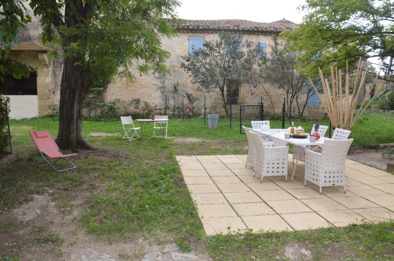 Mas De La Forge Noguier Bed & Breakfast Vergeze Ngoại thất bức ảnh